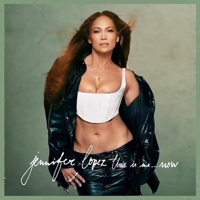 La cantante y actriz Jennifer Lopez regresa con un nuevo álbum y VIBE repasa los mejores beauty looks de su larga trayectoria.