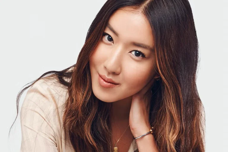 NINA-PARK-VIBEOFBEAUTY