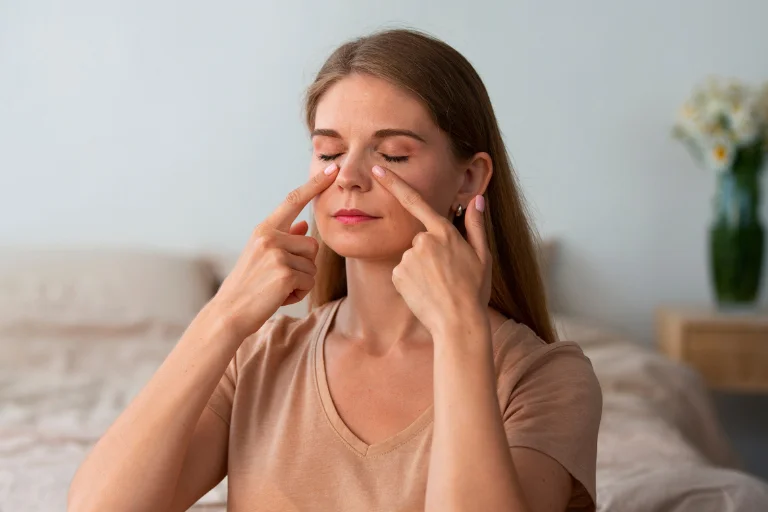 Yoga_facial_rutina_ejercicios_Vibeofbeauty