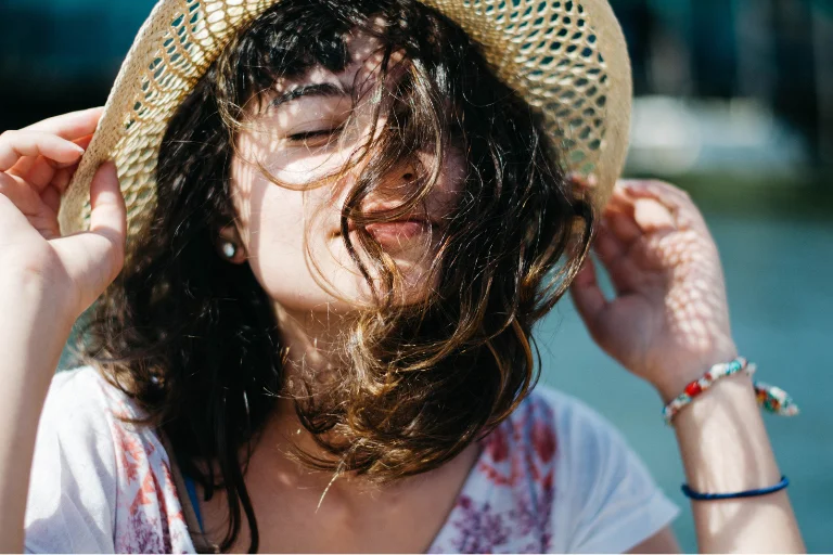 cómo cuidar el pelo en verano_vibeofbeauty_
