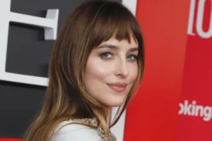 color-castaño-dakota-vibeofbeauty